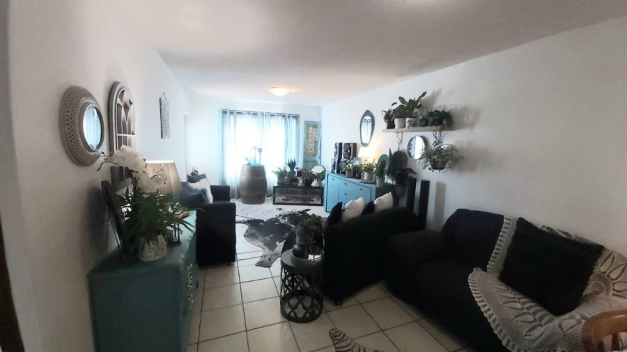 2 Bedroom Property for Sale in Heiderand Western Cape